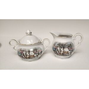 VINTAGE AVON DISTINGUISHED SALES ACHIEVEMENT AWARD MINI Creamer & Sugar Bowl